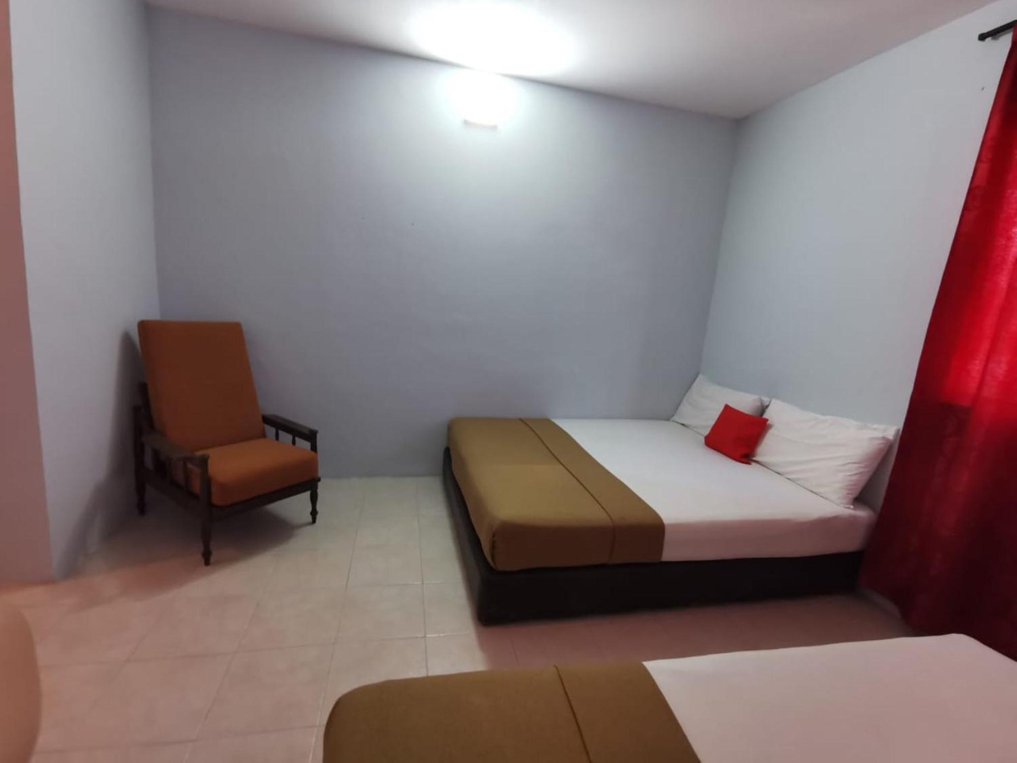 Super Oyo 90086 My Seven Days Inn Τζόχορ Μπάχρου Εξωτερικό φωτογραφία